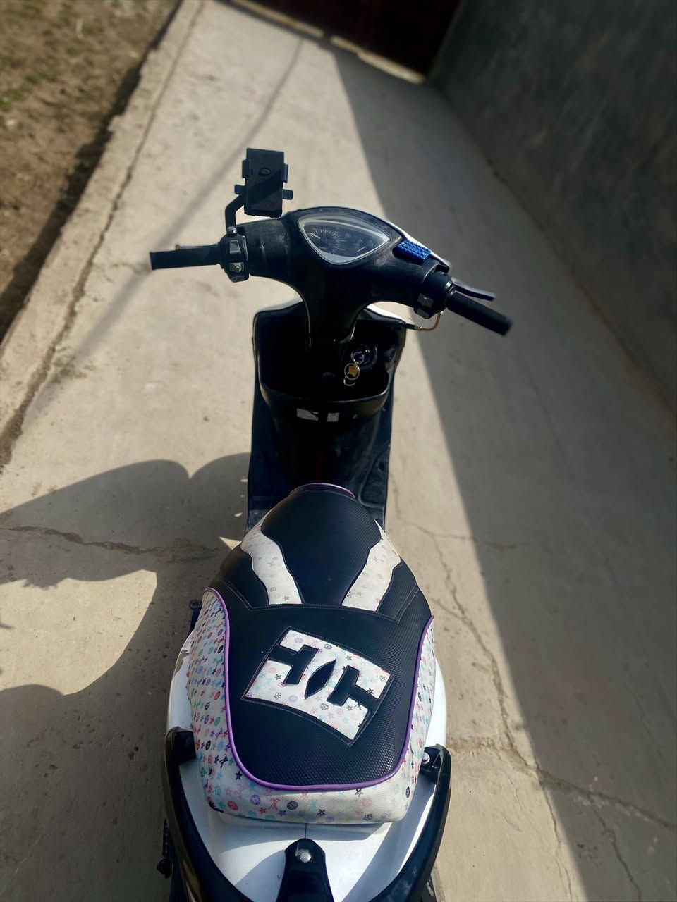 سلام عليكم من رخصت الادمن / اخوان. دراجه ماكس عدله 2007دراجه مزوده بوشه 55 ضالنصه رياضي JIAYUE’MRB  كلاجات رياضي RGS  شلعه او معدل فول ويل نجمه /سعر دراجه 600او بيه مجال /مكان دراجه بابل المسيب /للاستفسار اتصل : ***********
 👈🏻ملاحضه دراجه طالع من معرض امير الحلو    وكيله امير الحلو كربلاء بيه وصل معرض
