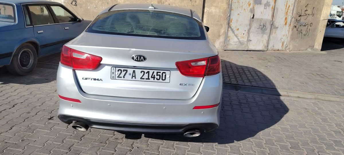 أوبتما 2015 فول عدا الفتحة وارد أمريكي قطعتين جاملغ الايسر مصبوغ والبنيد مبلد نفس الون سيارة جاهزة من كلشي وعليها كل شي حدادية خلفي ولا أمامي يمين رقم ذي قار بأسمي واسم مكان السياره كوت ***********
