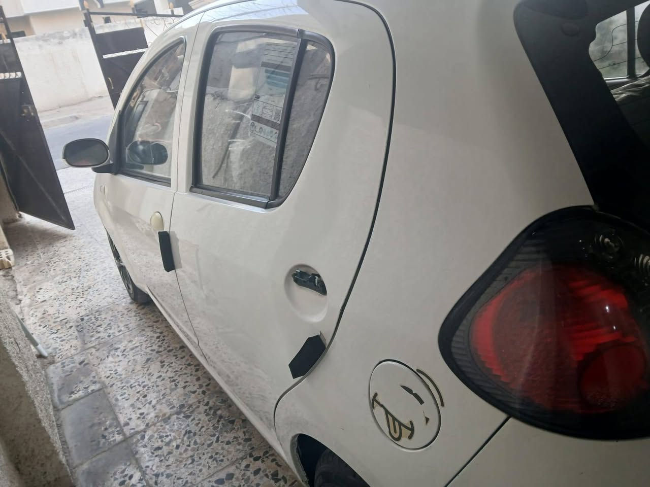 السلام عليكم سياره باندا
موديل ٢٠١٣ تبريد شغال شاشه كامرا شاشه لمس كير محرك مكفول بيها  دوشمه جديده رقمها بغداد كير اوتو ضربتين موضحه بلصوره مكاني الغزاليه *********** سعر ٥٥ وبيها مجال
