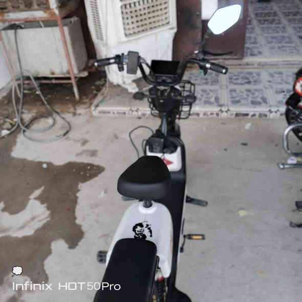 موطور شحن للبيع اربع بطاريات الموطور حيل حيل نضيف ومعتني بي وكامل كما موضح بل صور والفيديو ومع سويجين وبصمتين وكارتين للتشغيل 

 السعر . 400 وبي مجال  أو مراوس بس موطور بانزين سنفور  أو سيفان وهاكذا مواطير اكبر يعني 

ه‍:***********
