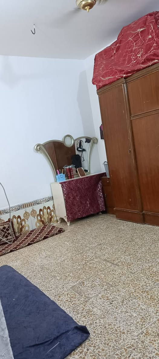 دار للبيع ١٠٠م طابقين بنداء منطقه ٥٨الاستفسار على رقم صاحب دار ***********

