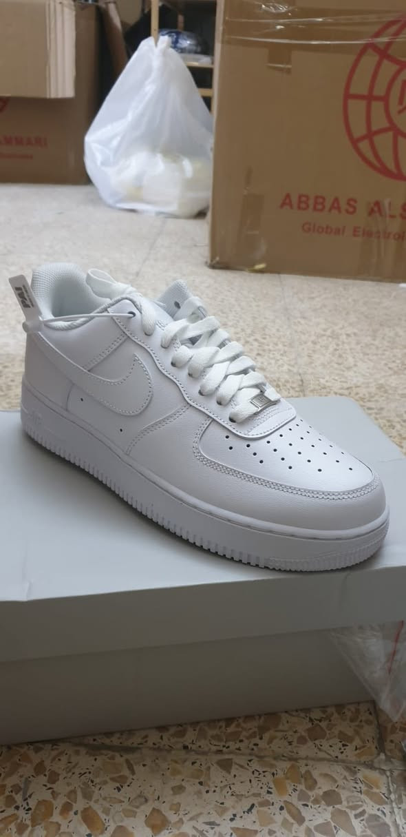 نايك الاصلي اوربي قياس ٤٣ السعر ٥٠مع التوصيل


**إذا كنت صاحب هذا الإعلان وتريد حذفه لأي سبب، رجاءا أرسل رسالة إلى الدعم الفني**