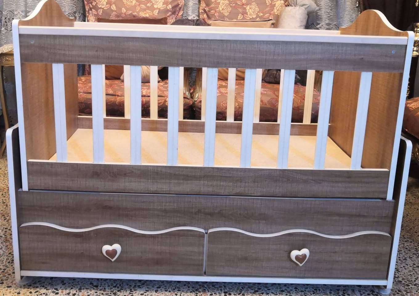 يا الله كاروك بهذه شكل جديد غير مستعمل بسعر مناسب عنواني بغداد الأعضمية 
***********
