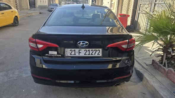 بسم الله الرحمن الرحيم 
سلام عليكم
سوناتا 16 أمريكي 

سياره 3 قطع جاملغين وبنيد السياره
مكينة 2400 GDi 
السياره رقم أسليمانية سنويه جديد
 
 مواصفات حلوه 
شاشة ابلادي 
كامره 
انضمة قياده وباقي المواصفات معروفة

ملاحظة السياره بحاله جيده  
ونضيفه وأحله من الصور بهواي 
السعر / 113 وبي مجال مكان السياره بغداد الكرخ
للستفسار *********** موجود بي واتساب هم
