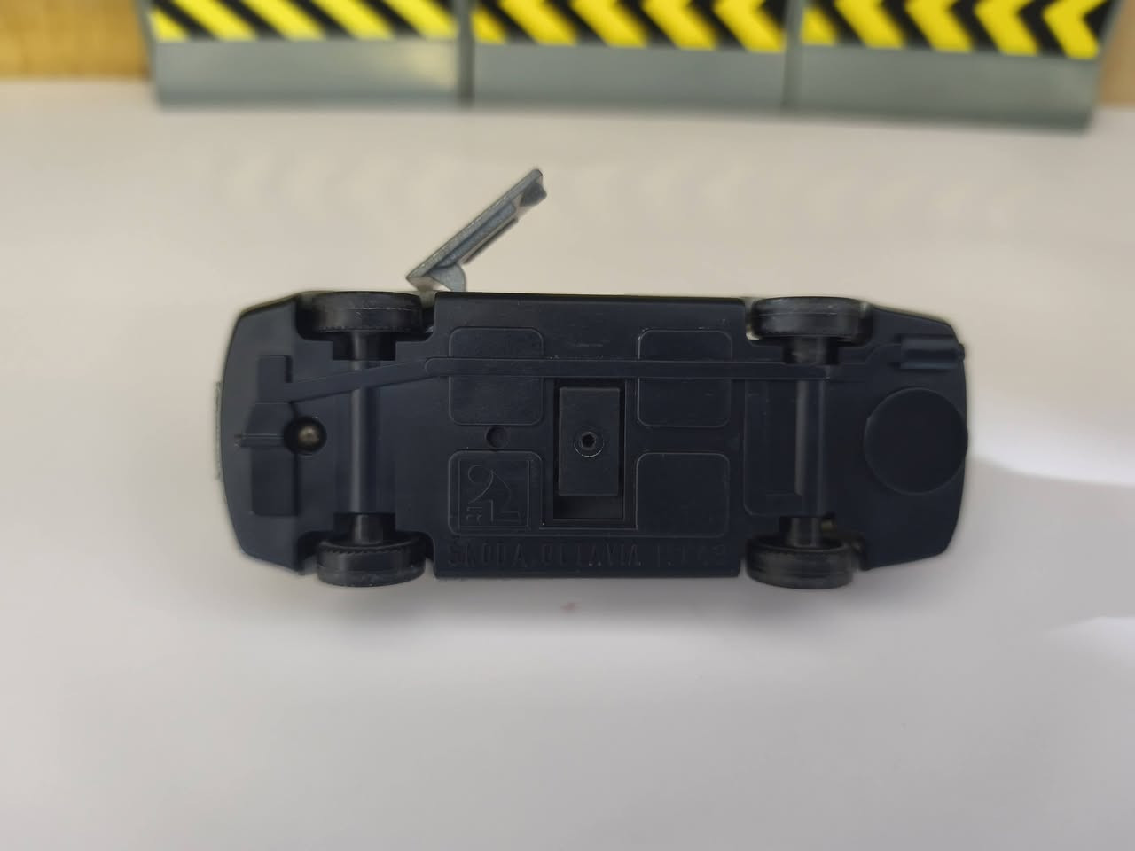 السلام عليكم .
للبيع سيارة حديد حجم 43 نوع سكودا اوكتافيا . 
السعر 7000 دينار فقط يتوفر توصيل .


**إذا كنت صاحب هذا الإعلان وتريد حذفه لأي سبب، رجاءا أرسل رسالة إلى الدعم الفني**