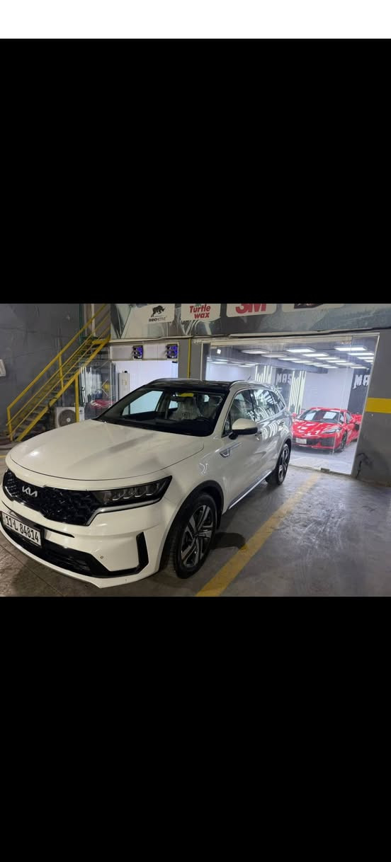 سورنتو موديل 2022 ( خـليـجـي )
فول فول مواصفات 6 سلندر بانوراما تبريد 3 قطع
شفتات سرعة
درايف مود
اتو بريك
صندوق كهرباء
نزول منحدرات
مكفولة كفالة عامة ماعدا اصبعين
 بالهلال مال الجاملغ الامامي الايسر بارد
محرك كير واير بشرط مامفتوح 
سيارة حيل نظيفة كلشي عل بلاد جديد 
سنوية هزة كلشي جديد مدفوع لـ
باسمي السنوية بشرط تحويل وغرامـة
سيارة مابيـها دينار مصرف كامل من كل نواحي
رقم صاحب سيارة *********** بغداد, العراق
