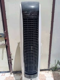 كومفيره الحجم الكبير نضيفة كلش بيهه ريمونت سعرهه 150 اخت الجديده