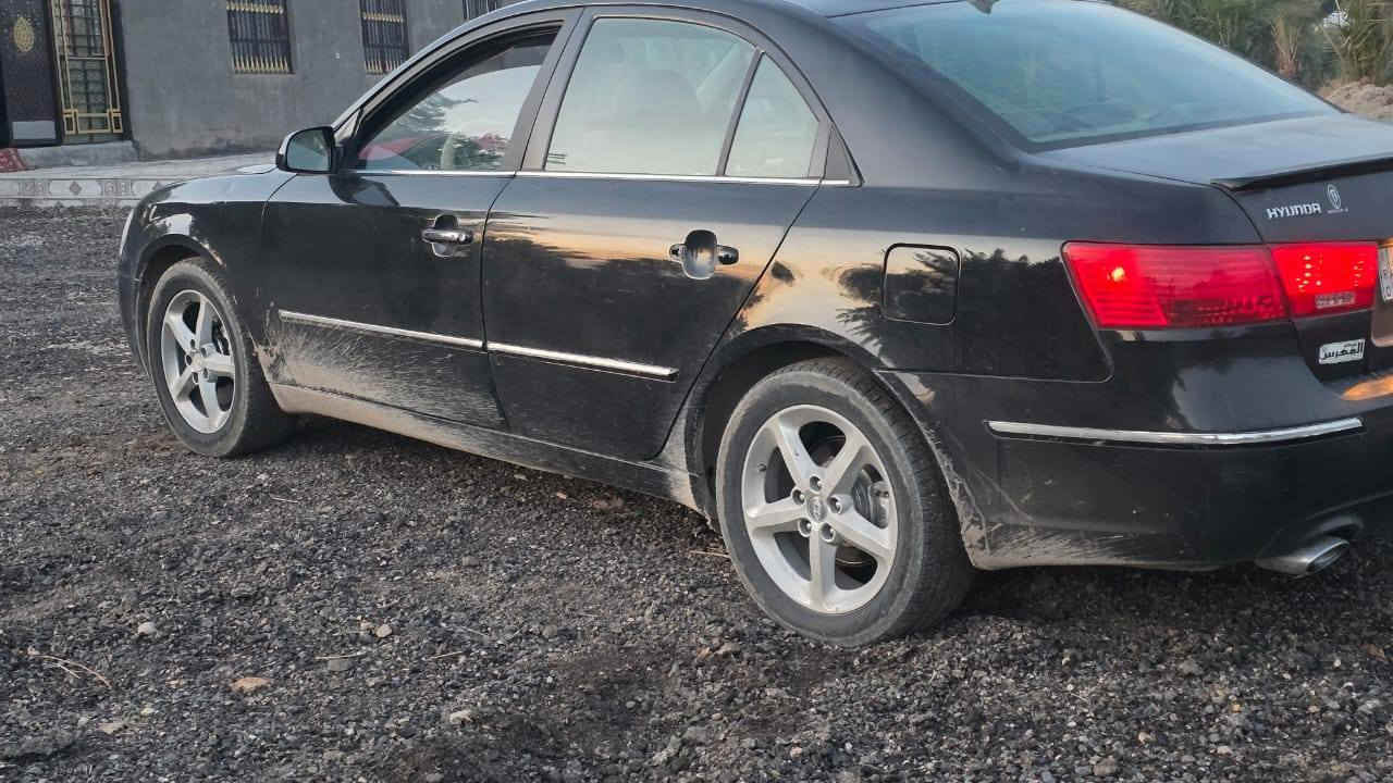 سوناتا للبيع  2009 رقم بغداد الدولي
سنويه جديده 
سياره جاهزه من كلشي 
مكينه سته سلندر V6  ماشيه 75الف حقيقي 
كير ومكينه شرط
  حداديه جديده  تخم تاير جديد
بيه قطعتين تبديل 
بدون دواخل بدون 
صبغ سياره جاهزه من كلشي  مالت جناي  كهربائيات كله شغاله  
مكان الديوانية الحمزه الشرقي 

سعر 115وبيه مجال 

***********
