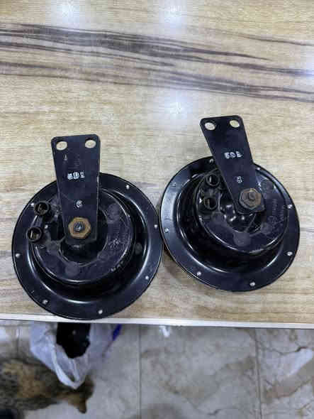 للبيع هورنات بوش ياباني أصلي غير مستعمل بعدهن بشمعهن لامقسم ولاملعوب بيهن
للتواصل ***********
العنوان :-النجف الاشرف
