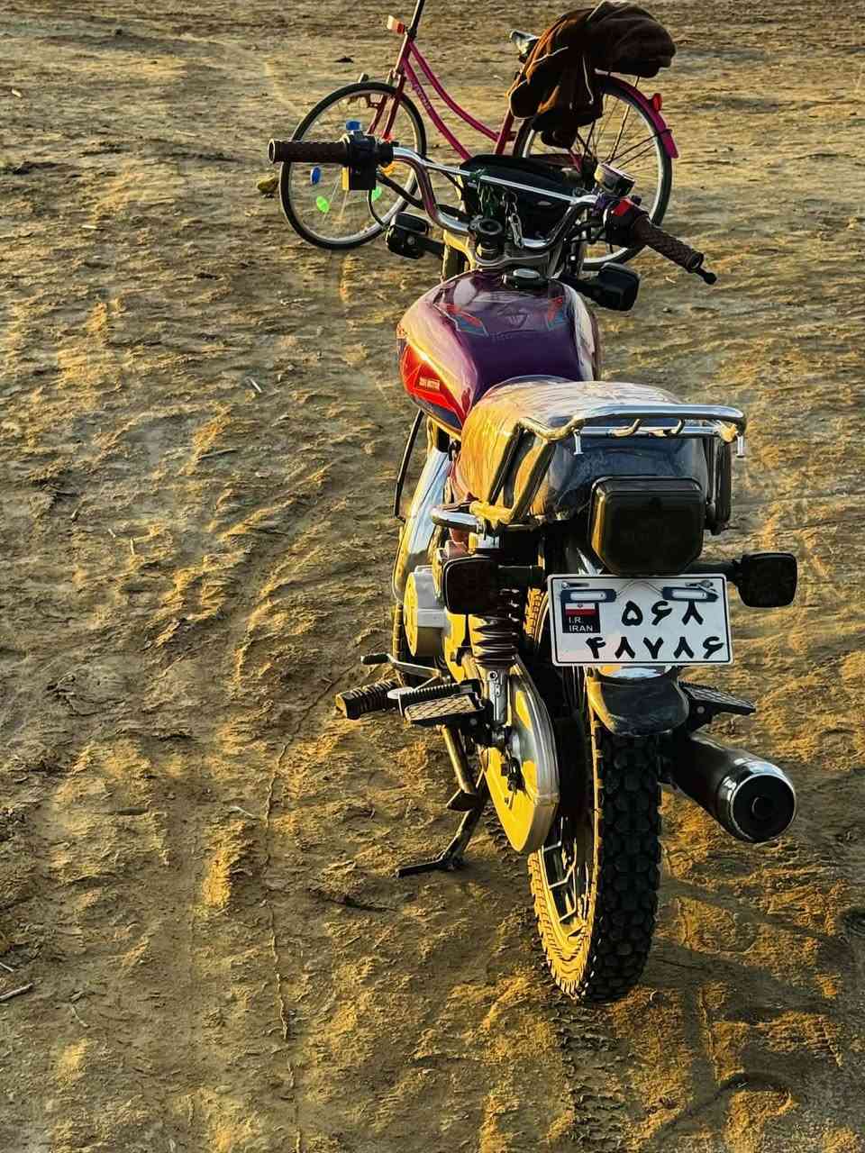 سلام عليكم دراجه البيع 25سفانه سعر ٧٢٥ وبيه مجال حك جيه كفاله عامه بابل الشوملي قرب صيطرت الخضريات وترهم مراوس حسب القناعه ***********
