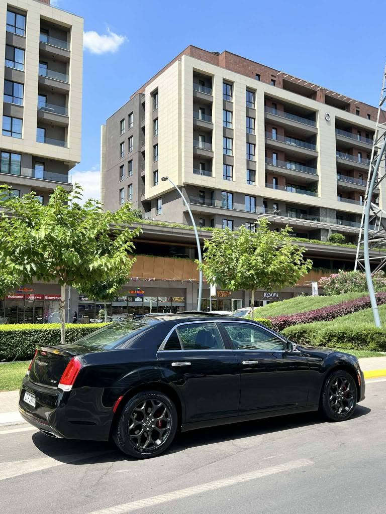 Chrysler C300 2016

کرایسلر٢٠١٦Awd
مواسەفات C فول فول 
پانۆراما
بەصمە
کوشن جلد
کوشن کارەبا
کوشن خەزن
کوشن ساردوو گەرم
پەردە کارەبایی
شەخال
کامێرا 

تەحویلو خەرامە بەشەرت
سەیارەکە بێ بۆیاخە بەس یەک پەڵە کارتی هەیە
بێ ئەوەی ناوی گرتبێ پێشو دوای کەپسە
گێڕو مەکینەی بە شەرت نەکراوەتەوە
 دەعمی بۆ دەعمی بەشەرت 
شوین سلیمانی
*********** whats app السليمانية, العراق
