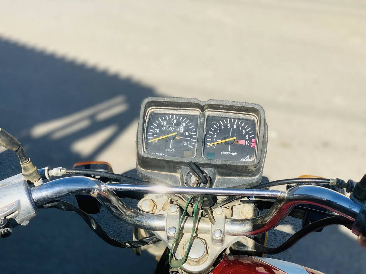 السلام عليكم
للبيع تايكر ٢٠١٩ اوراق اصولي محرك جديد حيل نظيف الدراجه 
مكاني بابل محاويل السعر ٣٧٥ وبي مجال 
***********
