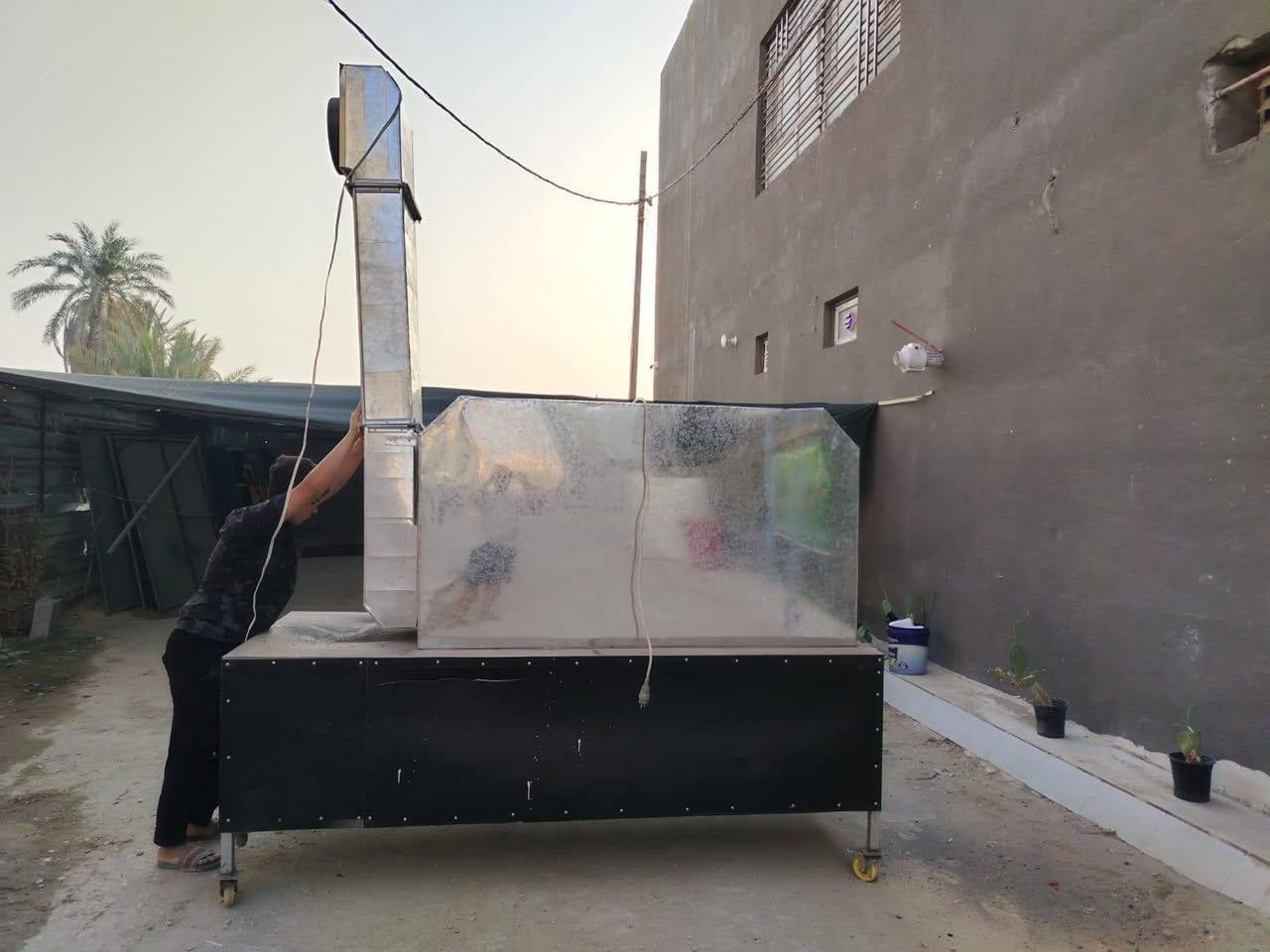 السلام عليكم عندي هاي البوجه مال شوي مستعمل شهر واحد فقط السعر 250 
الالستفسار ***********
