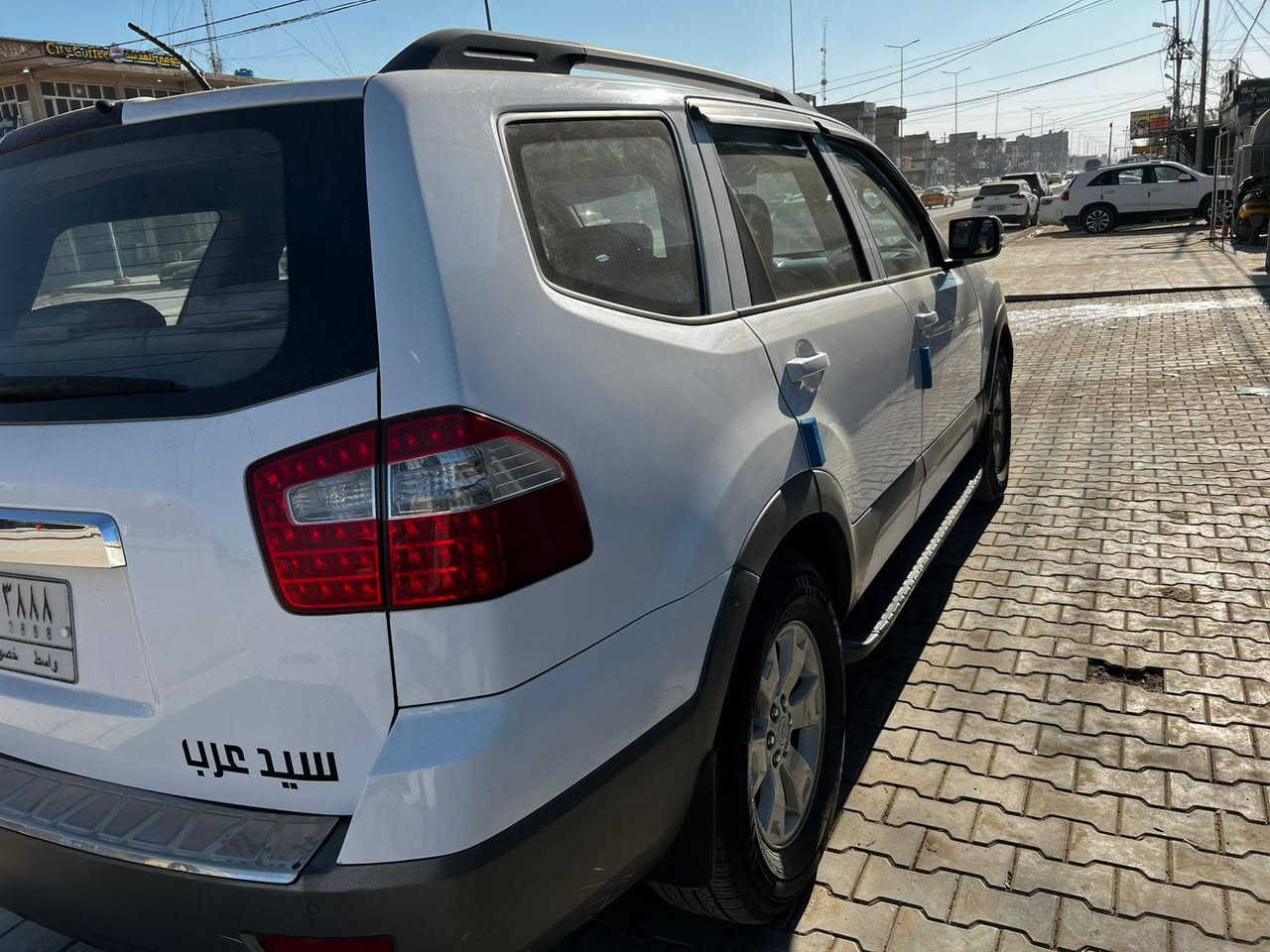 السلام عليكم كيا موهافي 2011 خليجي مكينه 3800 رقم واسط مميز فول مواصفات بيها بارد بالجاملغ الامامي وشخط بالباب الخلفي السعر 130 (المكان) واسط الكوت ***********

