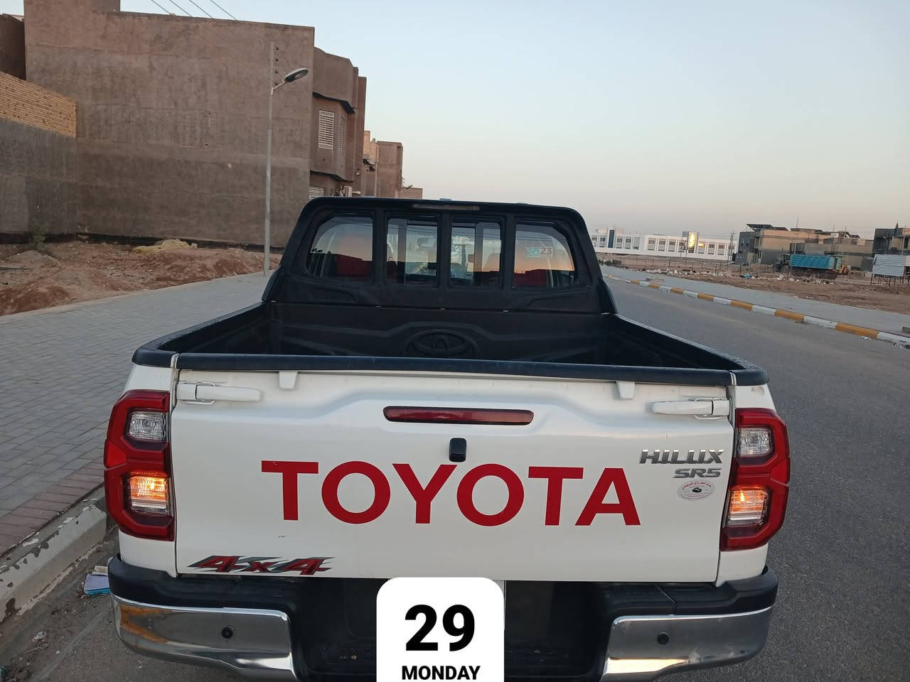 للبيع ومراوس ..
بيكم فلاونزه 2023 كويتي فول بصمه كير سياره جاهزه السعر 263 وبيه مجال ..***********
