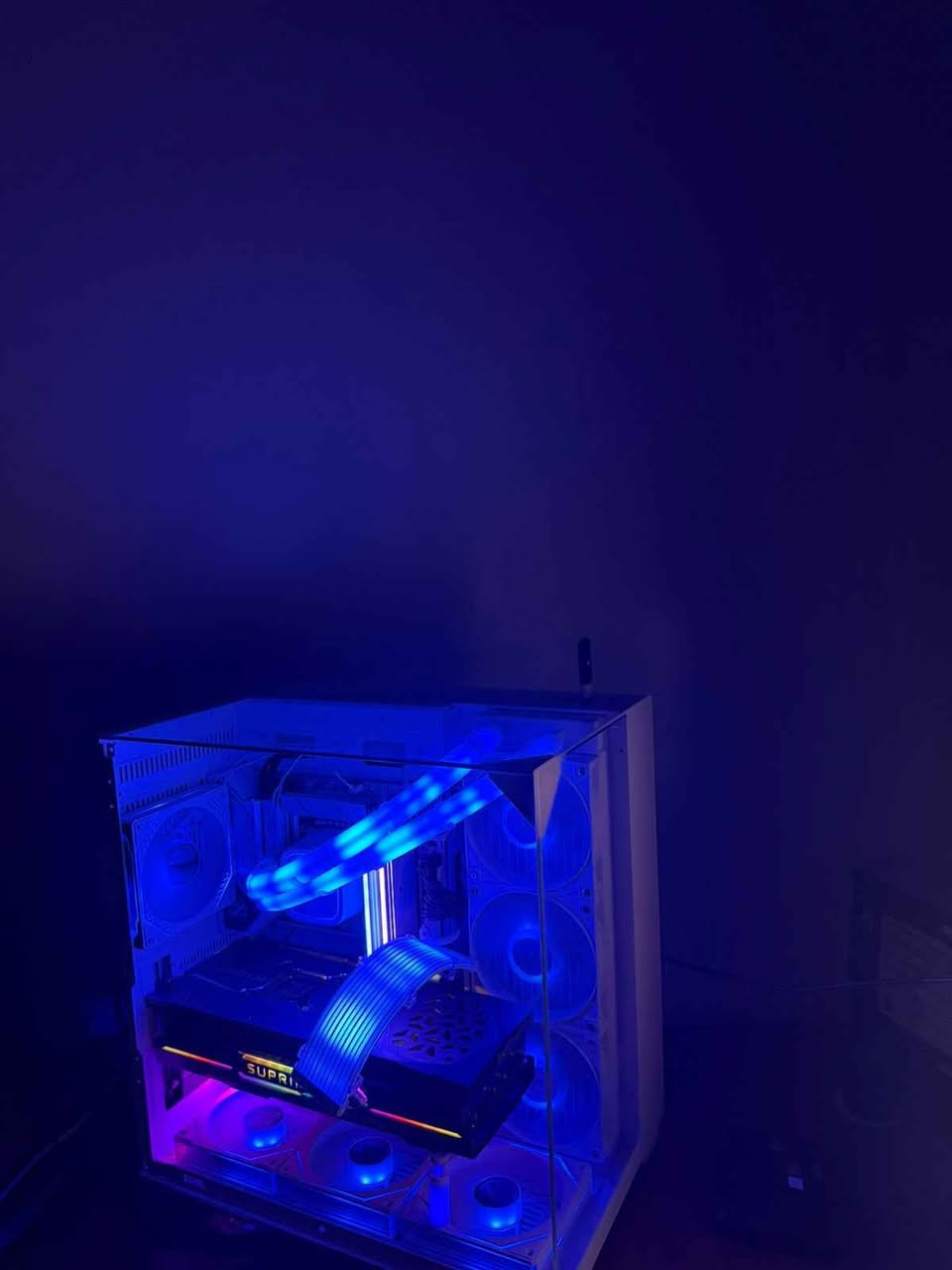 Pc gaming
i7 14700kf
Rtx4070ti msi suprem x
Z790asus AYW
Ram 2x16 6000
1tssd nvm gen4
Aio360 lqued
1000w psu gold
*********** أربيل, العراق
