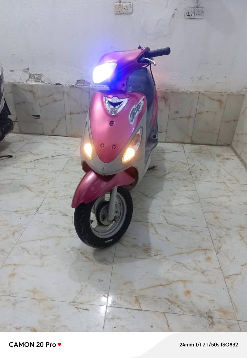 ماكس منغولي كلش حلوه ونضيفه جاهزه وكامله علخير سلف هندر كهربأيات سعر (550) دراجه مابيه نقص كامله علخير شرط شلعه ومشي معدل نعومه خير من الله كلشي ماتخسر عليه مكاني ناصريه مركز حي تضحيه رقم الهاتف *********** بيه واتساب الشراي يتصل ويدلل بلخدمه
