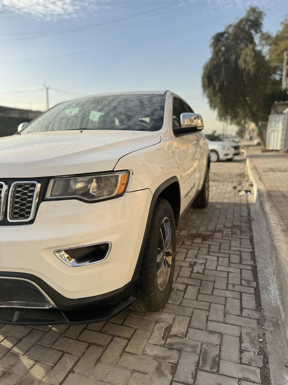 سلام عليكم
جيب شيروكي 2020
فول موصفات
ماعده فور ويل
فتحه
شاشه جبيره
كشنات جلد + كهرباء + تدفئه تبريد
ستيرن تدفئه
خزن مقعد
صندوق كهرباء
تخم تاير جديد
الحادث موضح بالصور دعاميه نفسه راجعه فقط بنيد مبدل
مكان بغداد
***********
