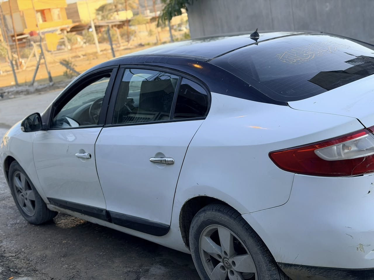 رينو فلاونس موديل ٢٠١٣ تحويل مباشر                               حداديه  خير من الله تبريدهه خير من الله                                        السعر ٤٨ وبيهه مجال قليل.                                                            للاستفسار الاتصال ***********
