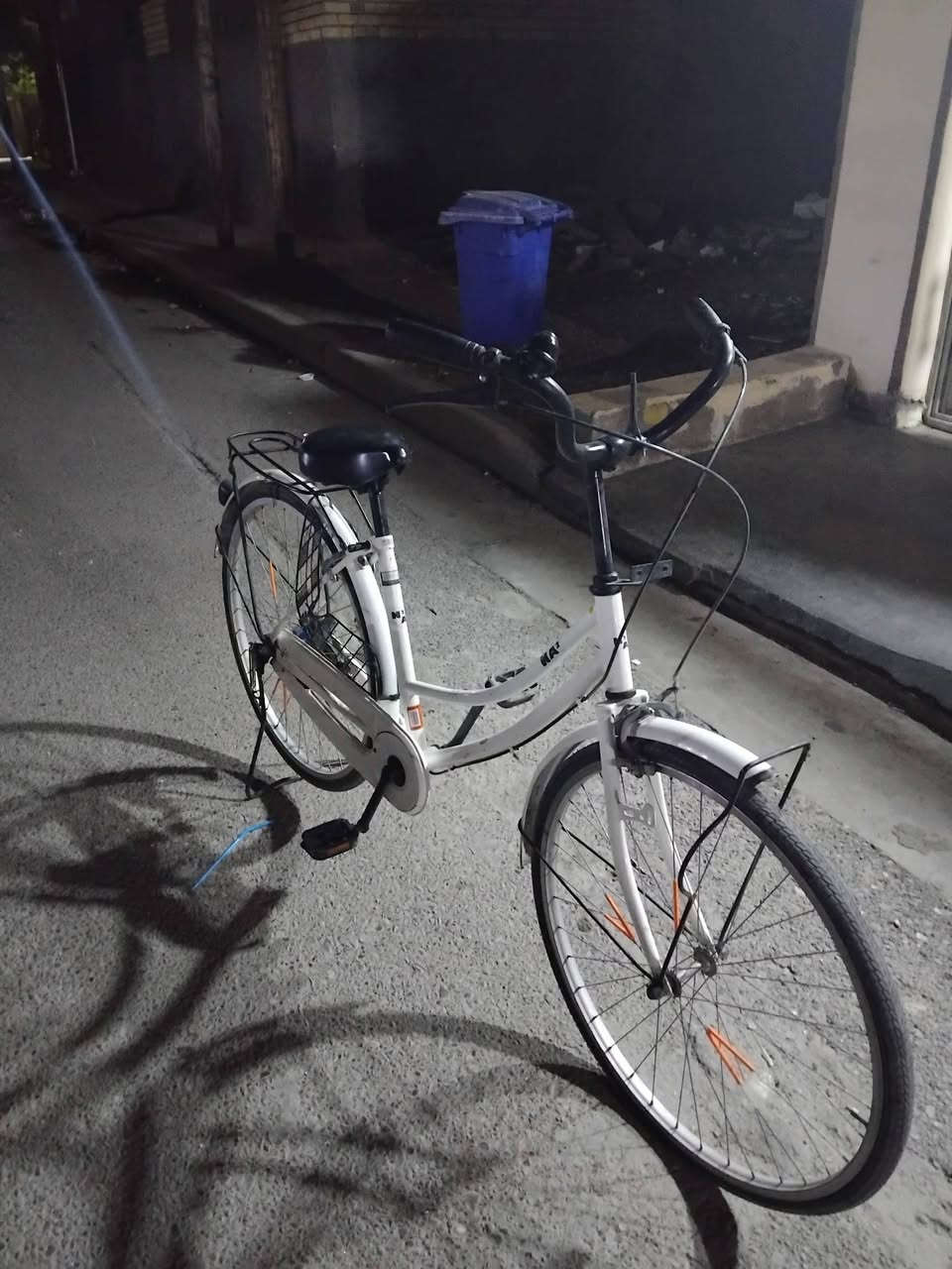 بناتي قياس 26 موديل 2024 جديد اشتريته قبل فتره ، مكاني بغداد العبيدي للاستفسار *********** ، الشراي يتصل موجود واتساب .
