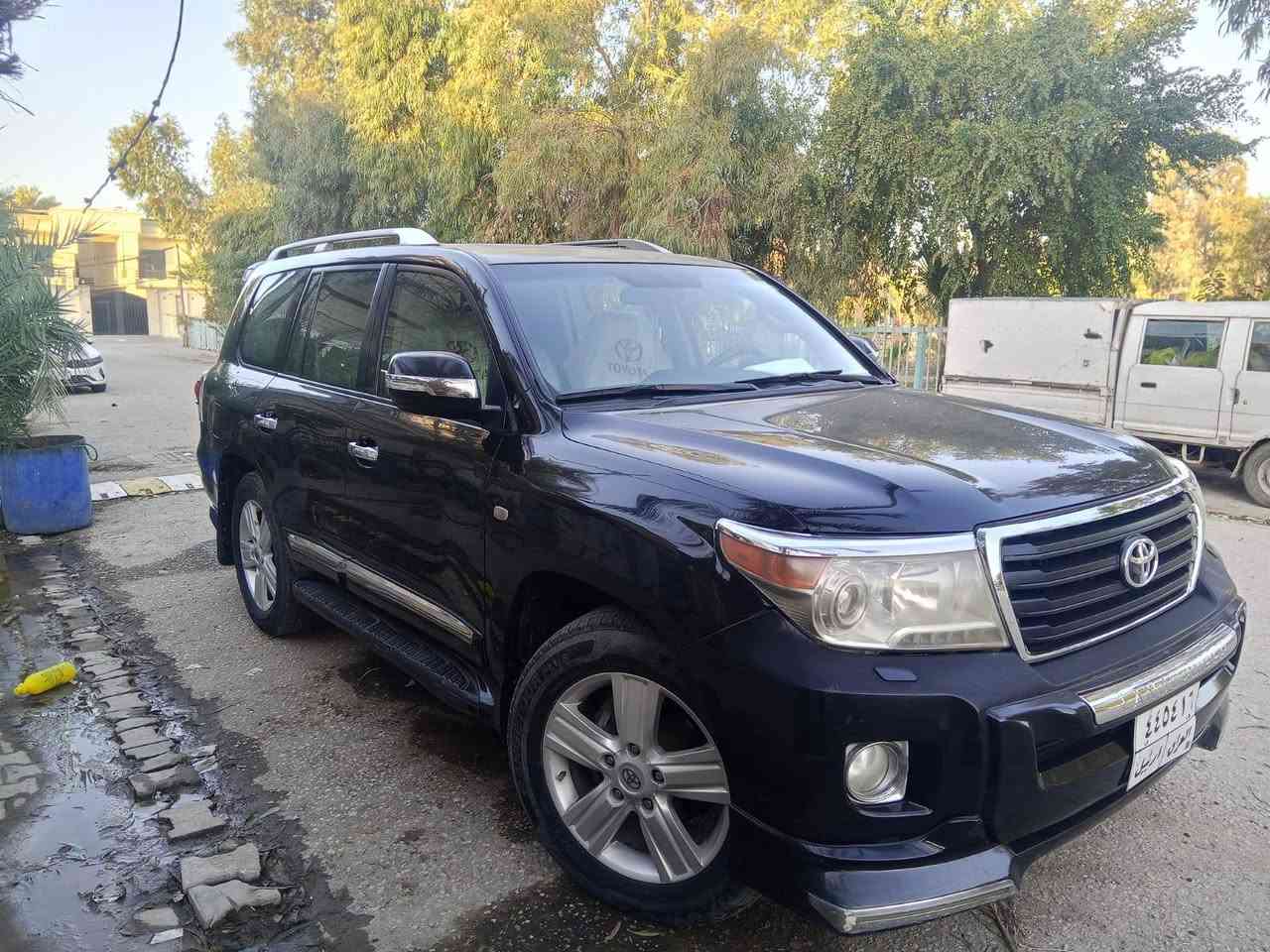 لاندكروز 2009 رقم اربيل بيهه ملاحظات بسيطه 275 مكاني نجف
***********
