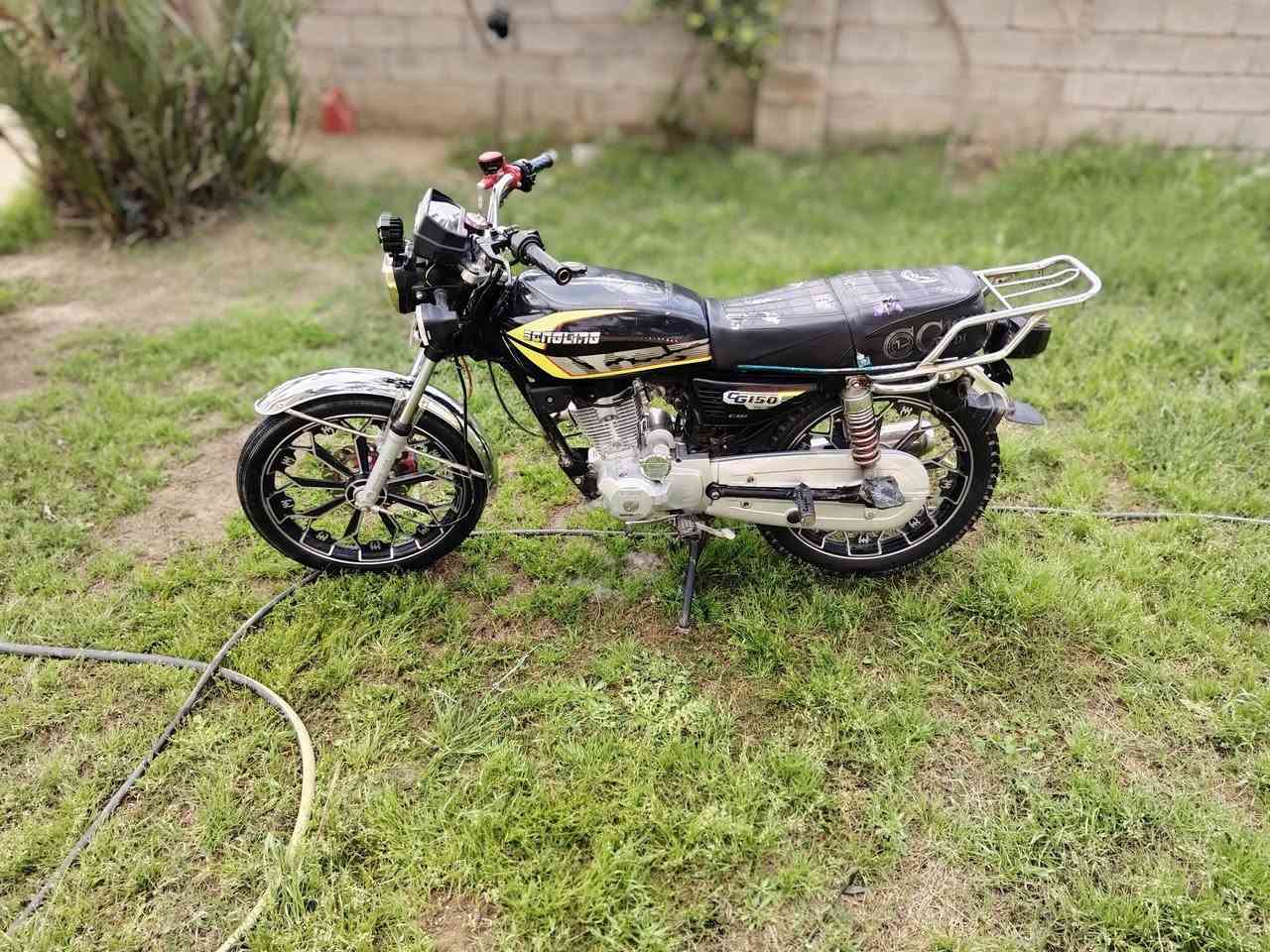 السلام عليكم شباب سيفان موديل 24 البيع  كهربايات  شغالة  محرك  150 فول ترايك  البصرة   اوراق  1 كرتونية مستعجل عليه بيع السعر575وبيهة  مجال  مكاني بعقوبة ناحيت كنعان متواجد خاص


**إذا كنت صاحب هذا الإعلان وتريد حذفه لأي سبب، رجاءا أرسل رسالة إلى الدعم الفني**