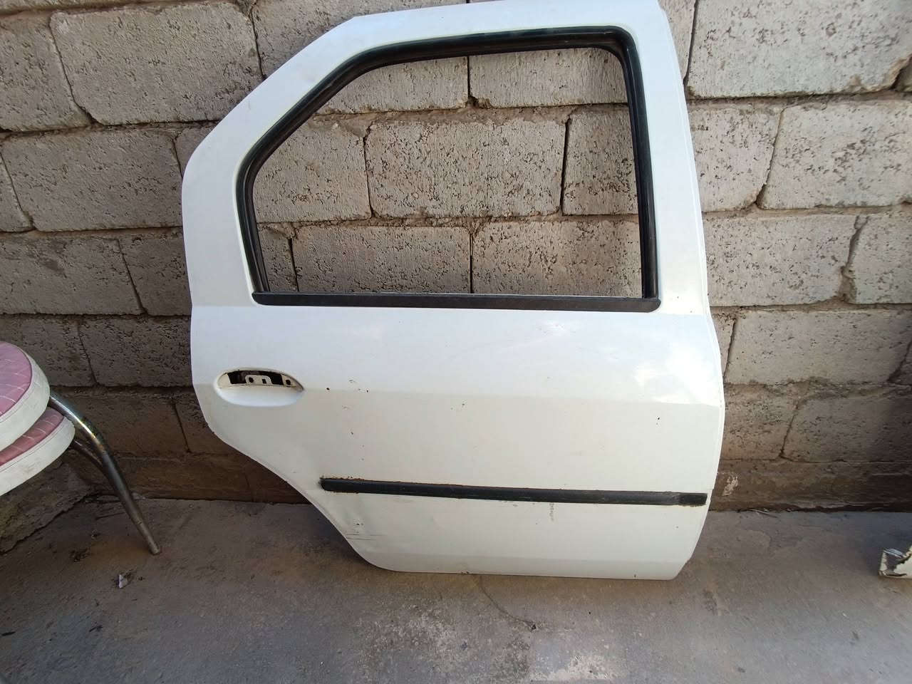 سلام عليكم 

بوب أو صندوك رينو لوكان بلادي البيض صفحة اليمنه ول اصفر صفحة اليسرى مكان بغداد الراشديه لاتصال على هذا الرقم ***********
