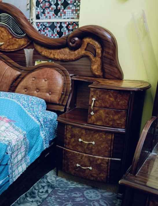 غرفة نوم مستعمله بسعر750الف 
تحتوي على
ميزمرايه يحتوي ع خدوش 
وكنتور كبير وخشب ثقيل يحتوي ع خدش بلطرف 
وزاوية طويله تحتوي مراءاة
سرير كبير مع مندر قوي قليل مستعمل 
صناعه ماليزي البصرة, العراق


**إذا كنت صاحب هذا الإعلان وتريد حذفه لأي سبب، رجاءا أرسل رسالة إلى الدعم الفني**