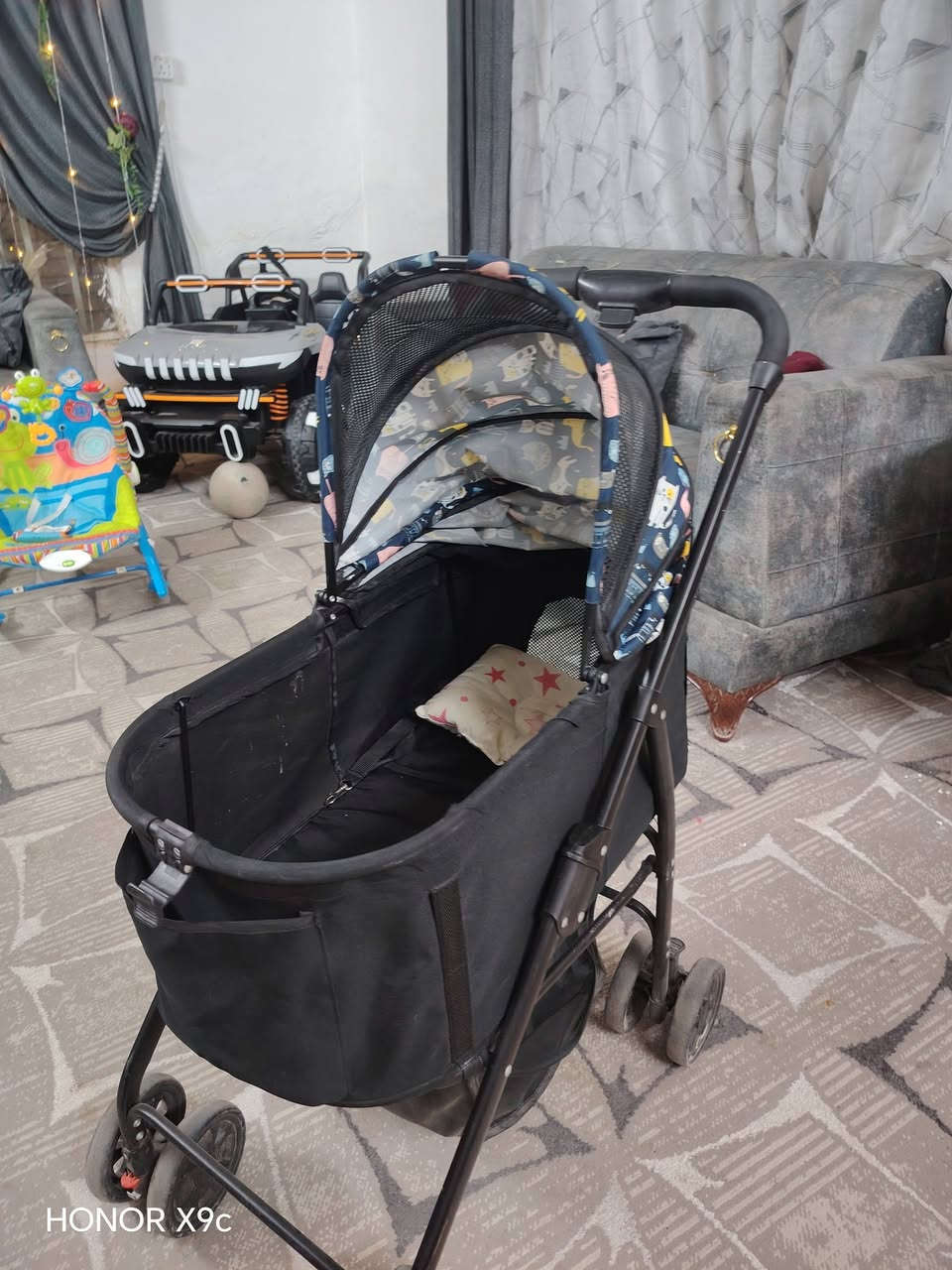 غراض للبيع


**إذا كنت صاحب هذا الإعلان وتريد حذفه لأي سبب، رجاءا أرسل رسالة إلى الدعم الفني**