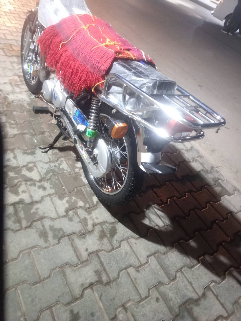 دراجه موديل 21 كفاله عامه٠٧٨٨٧٧٣٥٥٠               واذا واحد يريد الدراجه يتصل على هذام


**إذا كنت صاحب هذا الإعلان وتريد حذفه لأي سبب، رجاءا أرسل رسالة إلى الدعم الفني**