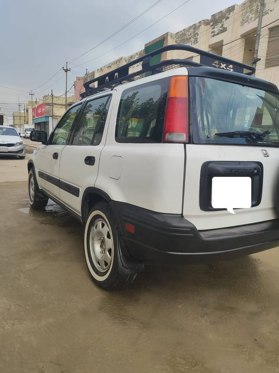 هوندا ياباني CR_ V موديل 2000 اوتماتيك تعليك رقم بغداد انكليزي بسمي تحويل ثاني يوم تبريد شغال السياره ابلاد وخدمية واعتماديه جدا ضرر جاملغ ومصلح فقط بدوز اي خياسات مكاني بغداد السعر 58$ ((*********** ))
