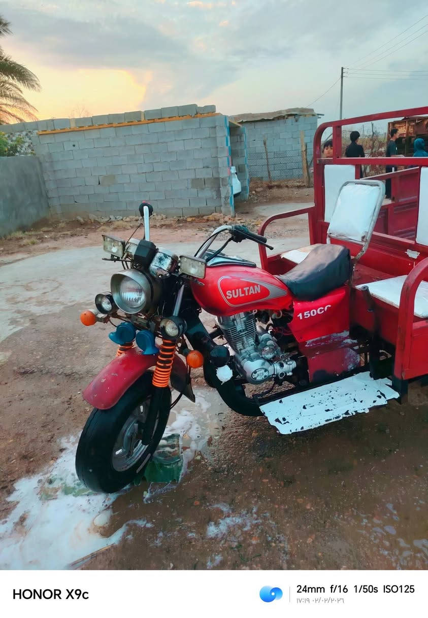 السلام عليكم ستوته للبيع موديل 2013 مكينه جديدة ما مفتوحة واكسل جديد اوراق اصولي العنوان ميسان قلعه صالح: ***********
