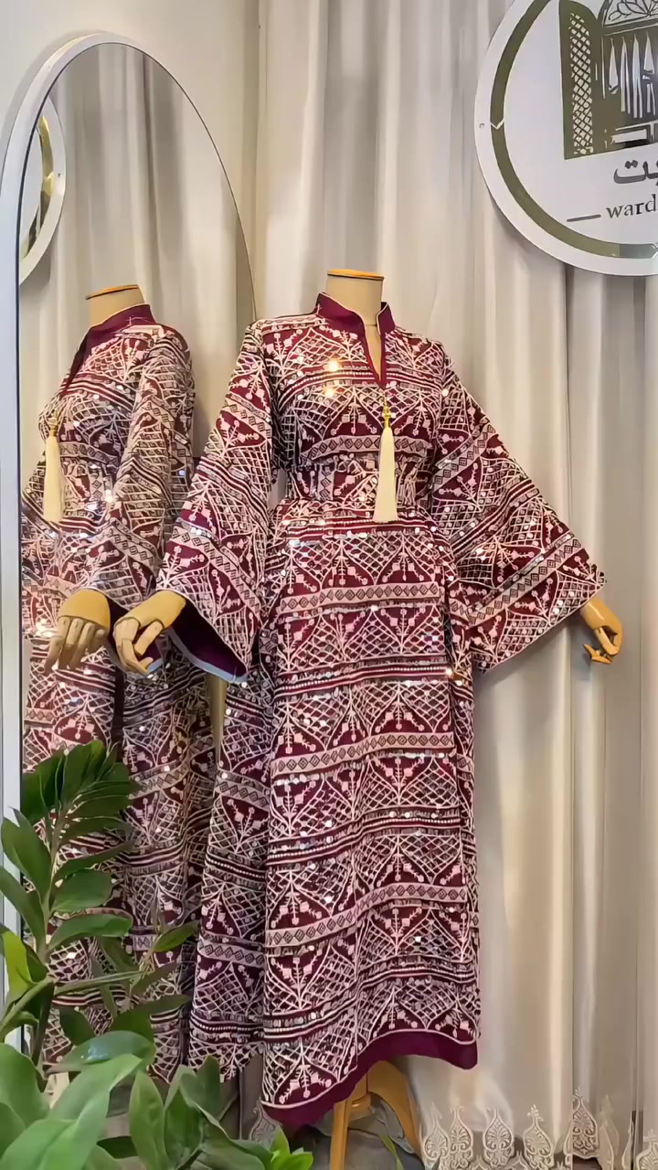 قطعه مميزه جدآ خامه ايطالي كوالتي عالي

السعر فقط 35 الف 
القياسات 38 40 42 44 46 48


**إذا كنت صاحب هذا الإعلان وتريد حذفه لأي سبب، رجاءا أرسل رسالة إلى الدعم الفني**