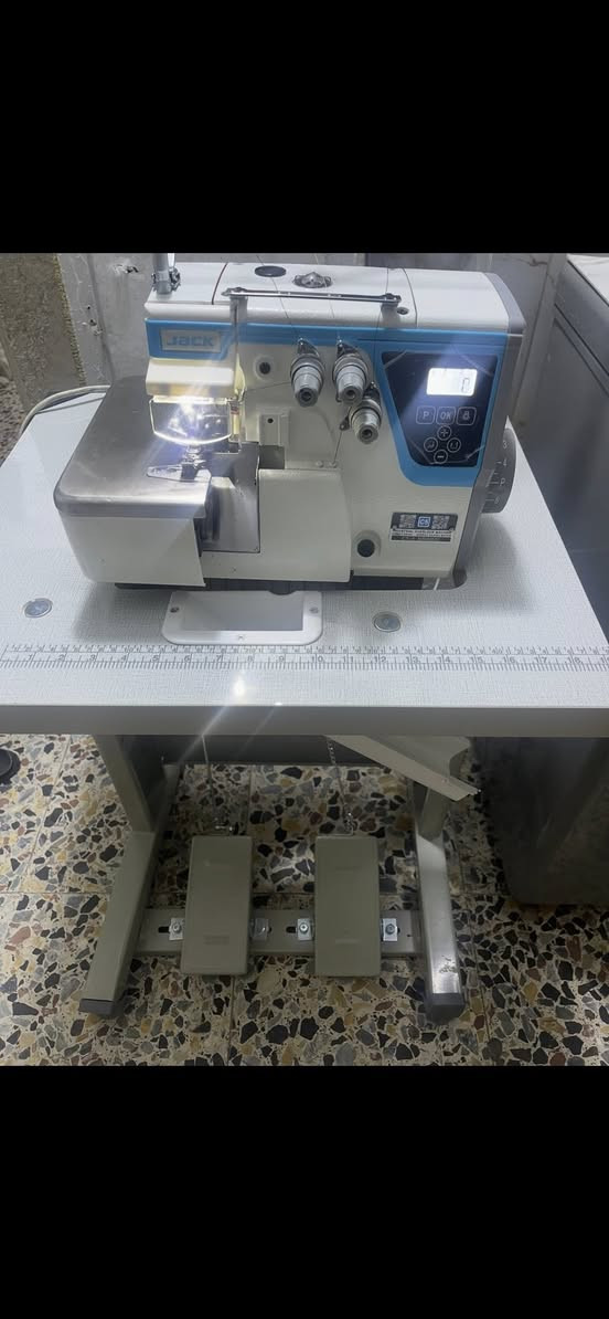 اوڤر جاك للبيع بسعر 375 جديده كلش بس محتاجه مكاني بغداد البلديات


**إذا كنت صاحب هذا الإعلان وتريد حذفه لأي سبب، رجاءا أرسل رسالة إلى الدعم الفني**