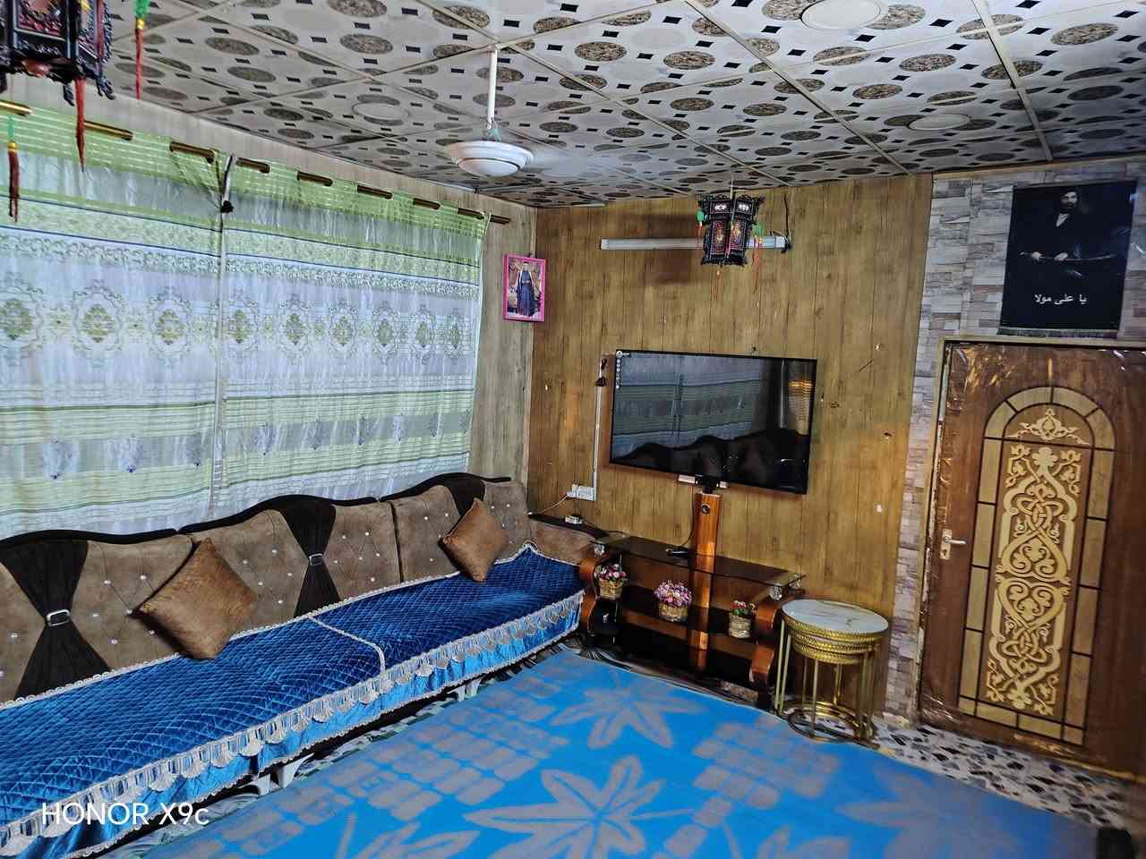 دار للبيع 100 م  مناسب 
في منطقة الرستمية قرب أسواق العتابي شارع الملعب 

البيت كامل كهرباء و مي و مجاري
السعر 23 وبي مجال
للاستفسار ***********
