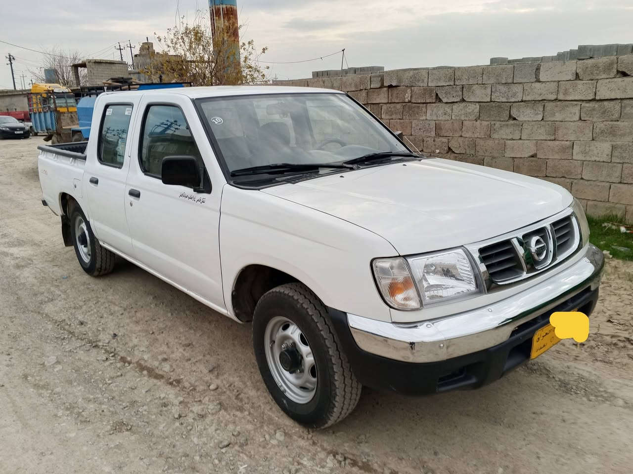 نیسان 2002 ...ئاڕمی سلێیمانی
تەبرید و پاوەر ....بەشەتری گێڕ و مەکینە و ئەکسل
1 پارچەی بۆیاخە ...4 تایەی لۆکی لەژێرە 
***********__*********** لە سەید سادقە
سووپاس ئەدمین 😍  ....نرخی ...94 گەڵایە ...
