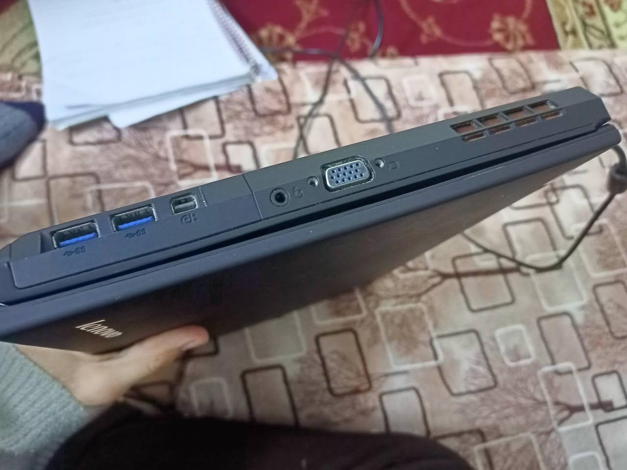 لابتوب لينوفو نظيف لوك
مواصفاته بالصورة مكاني الموصل
مراوس مع موبايل نظيف او ايباد زين
خاص مفتوح


**إذا كنت صاحب هذا الإعلان وتريد حذفه لأي سبب، رجاءا أرسل رسالة إلى الدعم الفني**