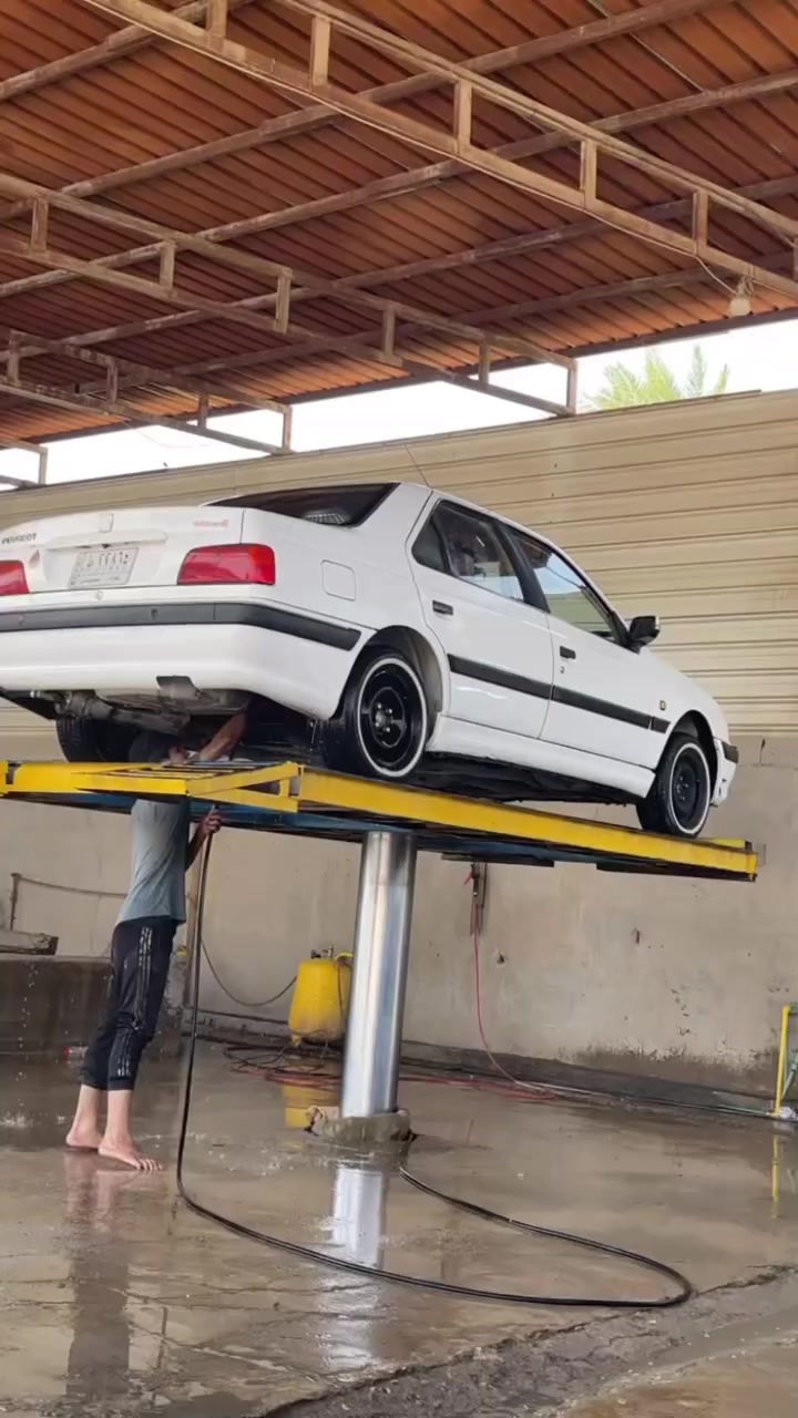 بيجو بارس 2018سيارة كير محرك تدفئة تبريد خير من الله بيهة بارد جاملغ خلفي عكس السايق والباب الورك نص صبغ السيارة غاز بانزين دبل ايرباك تحكم ستيرن شاشة متصلة اشاير مري رقم بغداد تحويل ثاني يوم عنون بغداد جسر ديالى الجديد السعر 62 وبيهة مجال الرقم ***********
