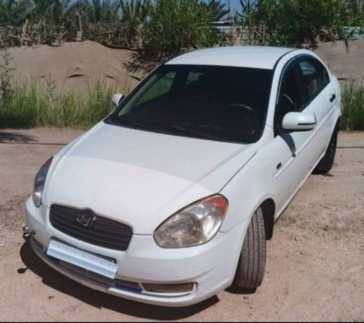 اكسنت
2011 خليجيه 
محرك 1600 دوش مكفول 
كير مكفوول 
حداديه وتخم تاير جدد 
غرفه جديده 
تبريد ثلج تدفئه شغاله 
جام كهرباء اشاير بل مري 
شاشه وكامره دوارا 
السياره نص قطعه صبغ وبارد بسيط بخشم البنيد 
معروضه 88 وبيهه مجال جدن بسيط 
مكان حله محاويل 
***********
