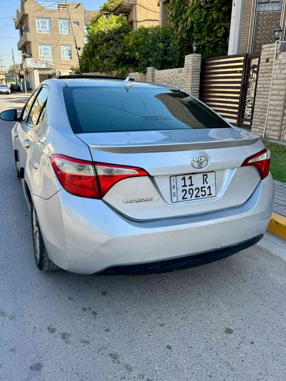 كورلا 2014 وارد امريكي
محرك 1800 ماشية 120 ميل رقم بغداد بسمي تبريد ثلج ويه السويج 
فول مواصفات عدا البصمه 
السياره صدر امامي و خلفي جديد+ تخم تاير
باتري جديد + سيرفز كامل لمنظومه البانزين من الفيت بم لحد النوزل 
مابيها نقص برغي حتى دهن الكير مبدله بلجهاز
السعر 112 وبيها مجال حك الجيه 
مكاني بغداد 
***********/***********
