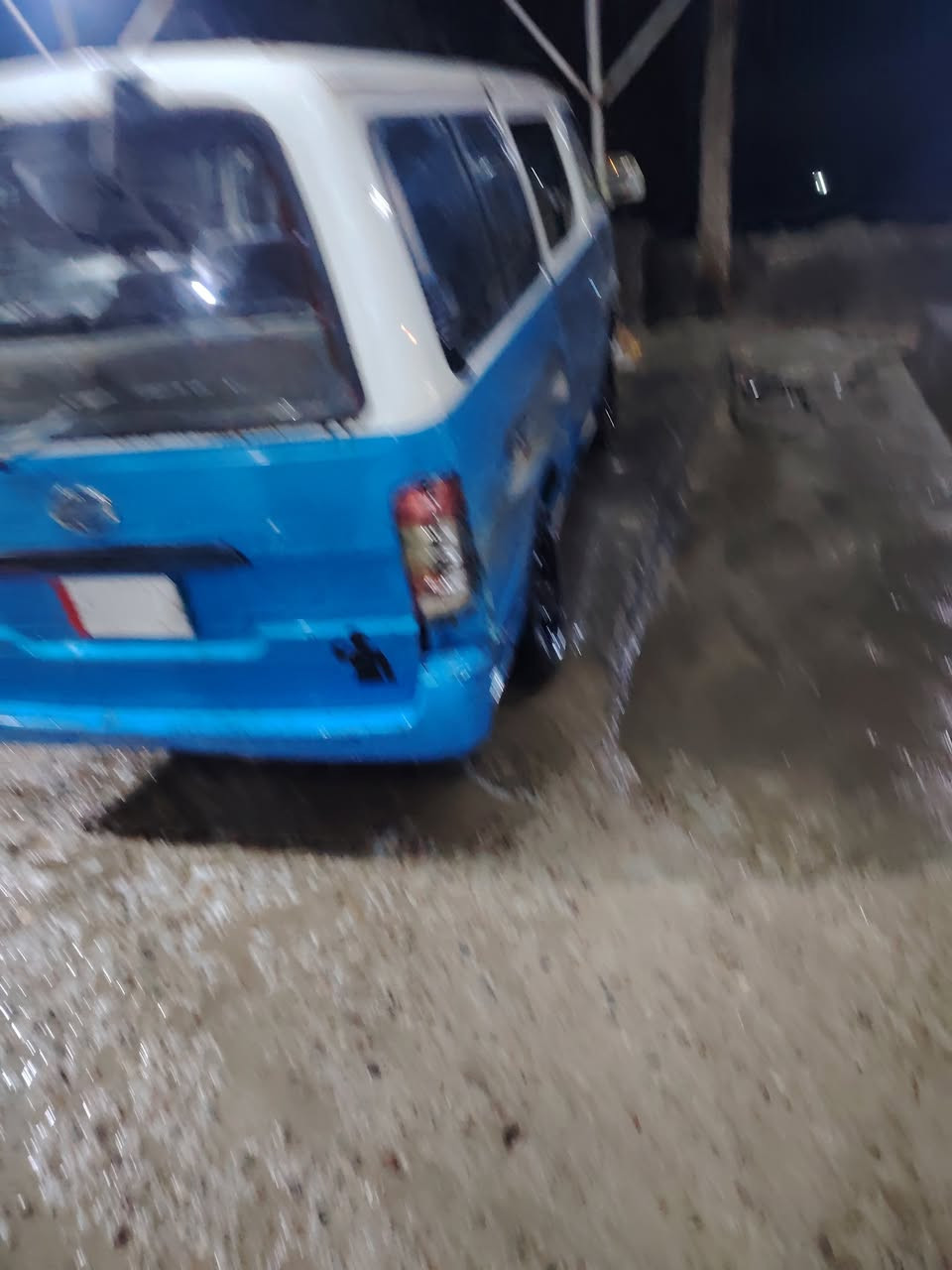 السلام عليكم شرطيه مديل ١٥ مكينه وكير جديده راعيه ماوصله ابيع هل موجود مكان كربلاء طريق نجف سعر ٣٥ وبيه مجال حك الجيه ***********
