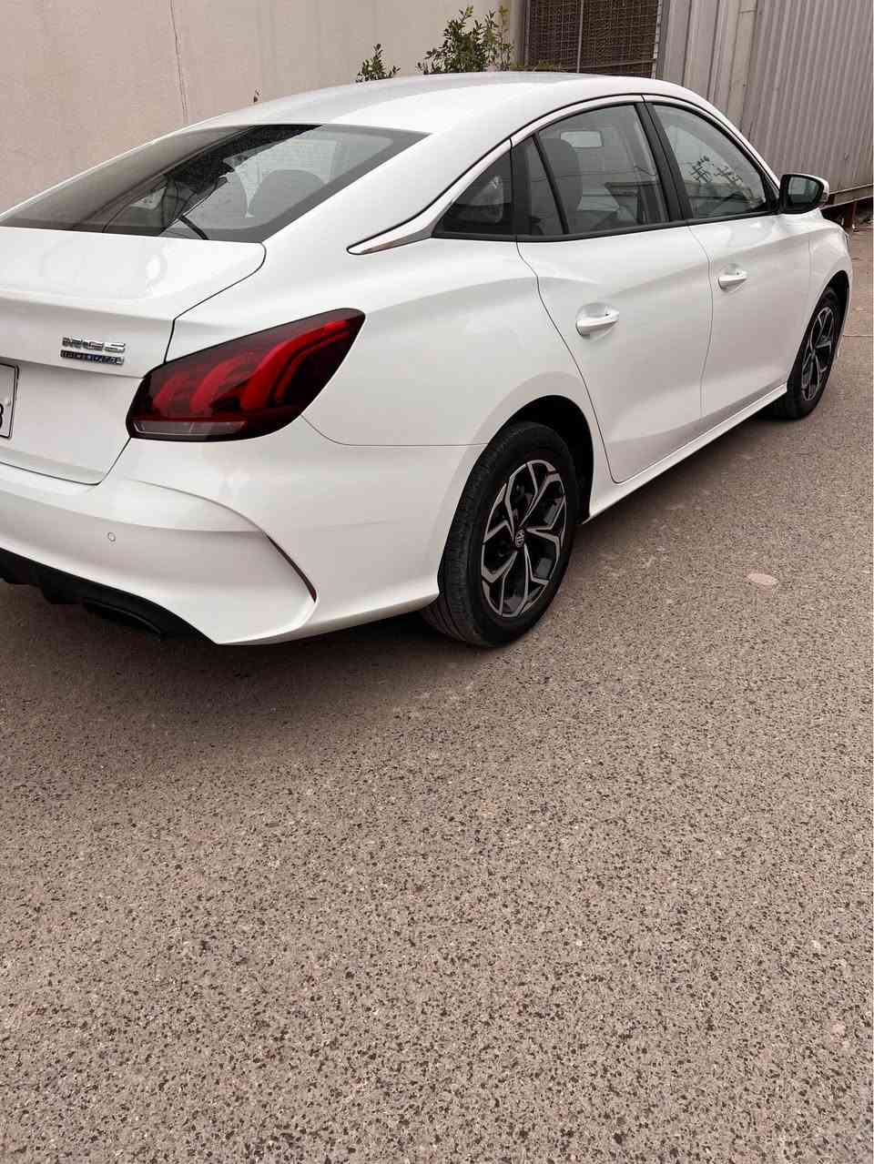 ام جي جيتي گير عادي موديل 2025دعامي لو دعامي به شرت هيجي نيه قوپيكي گجكه هه يه رسمي قوپ داناوه 37هزار رويه *********** رقم هولير سياره له هه وليره / أربيل, العراق
