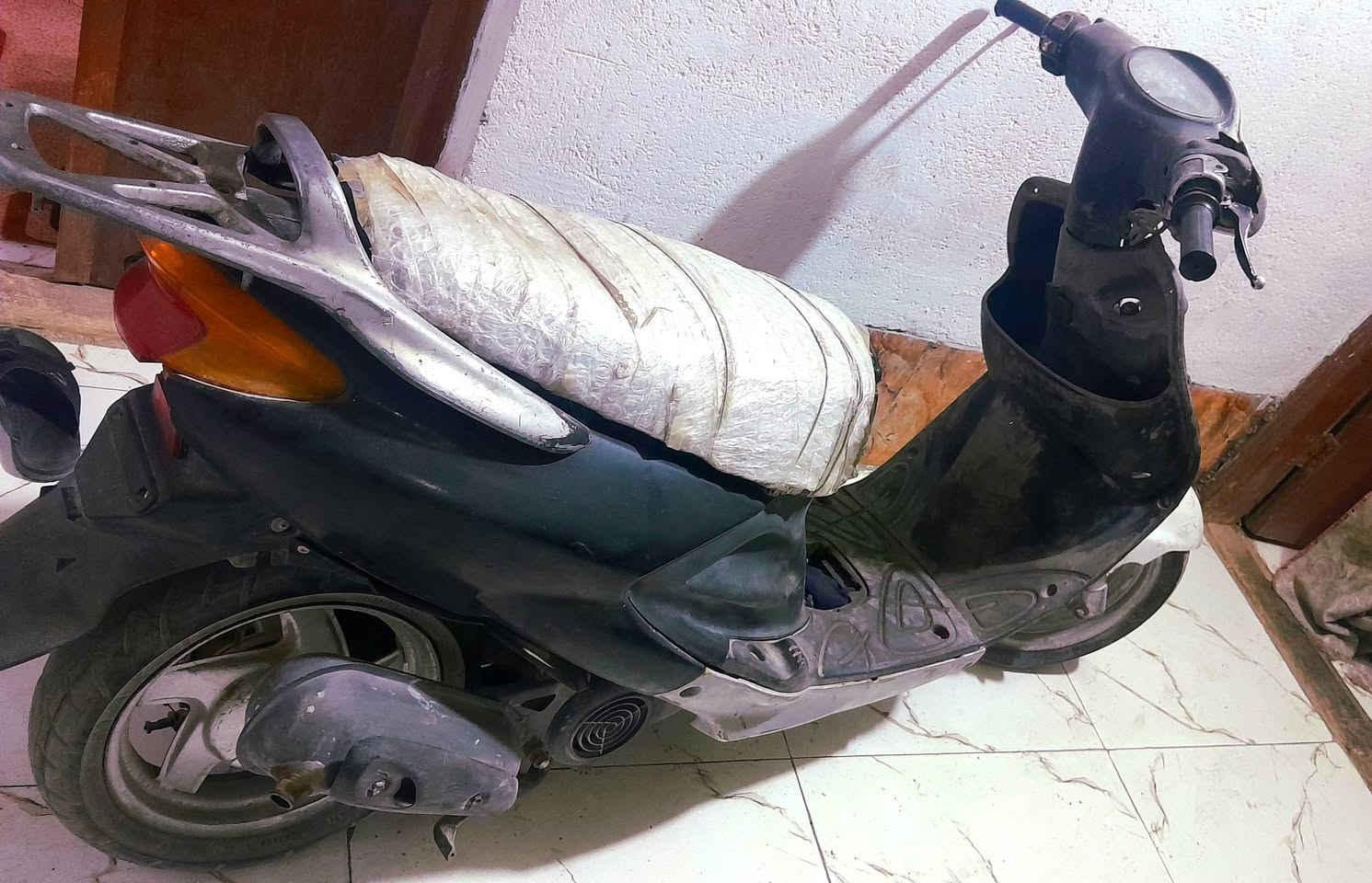 سلام عليكم دراجه اكزز لبيع عوزها كفر كدام وبيها خربطه قليله بل كابريتر سعرها 150وبيها مجال مكاني ناصريه بل تظحيه  *********** واتساب
