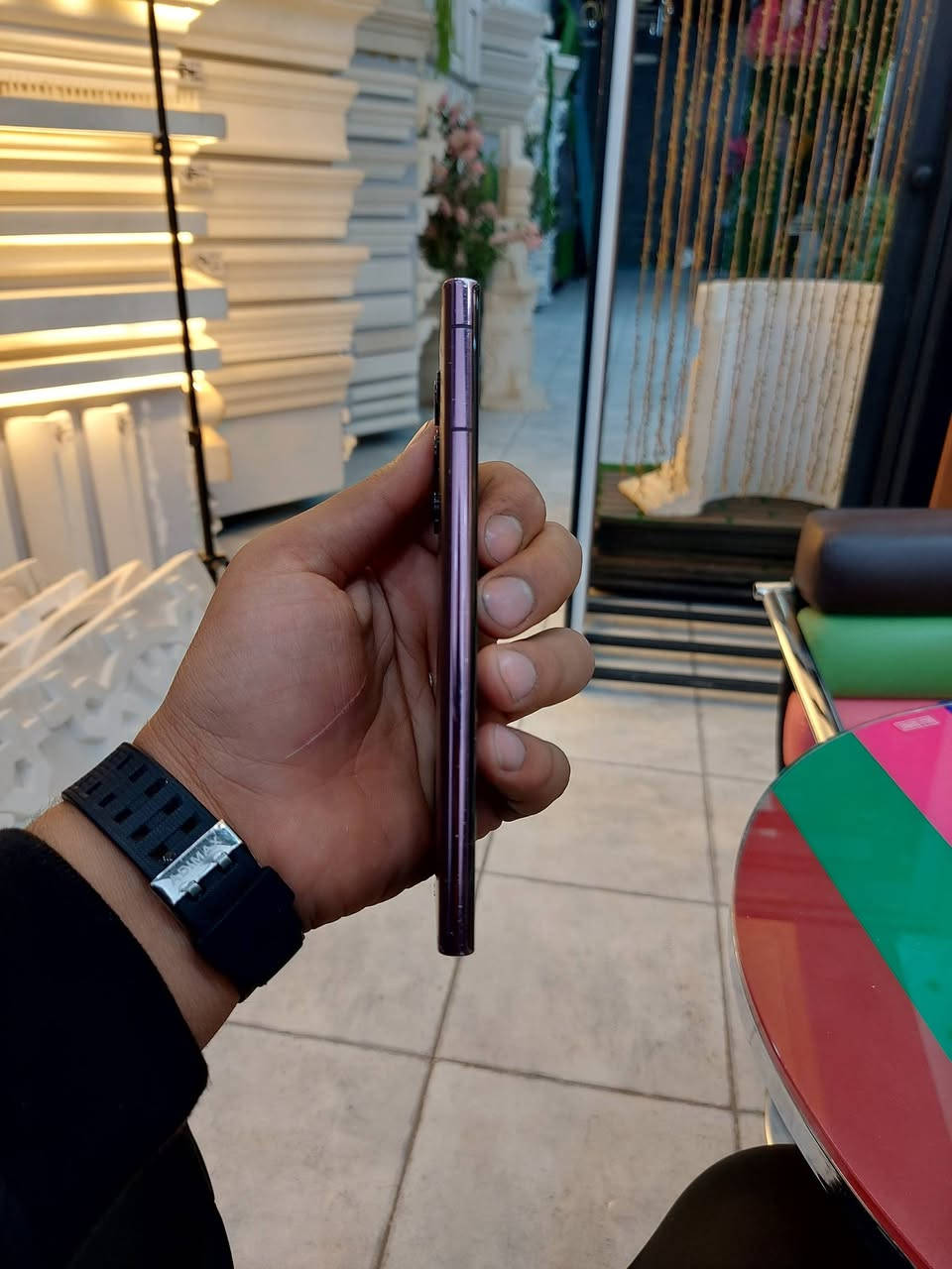 سلام عليكم للبيع او مراوس بايفون . سامسونك اس ٢٢الترا جهاز دبل خط  شرق اوصط مو امريكي ذاكره ٢٥٦ مفتوح مبدل ضهر وبي فطر بكد الضفر بركن الشاشه ابد مواضح جهاز ما بي اي نقص نضيف مال جناي رايده ب٥٧٥ وبي مجال  شراي تعال خاص وهاذه رقمي ***********
