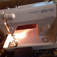 مكينة خياطة • تطريز • جديد