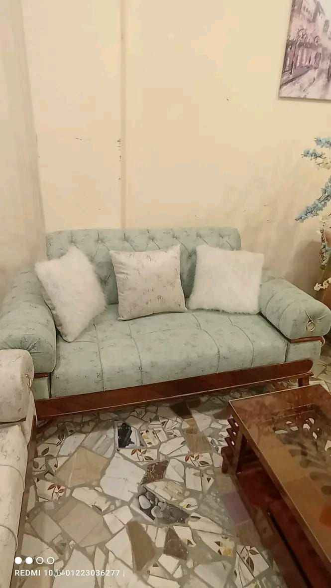 عرض لمدة  اسبوع 😍😍

موديل شانيل 

تخم شغل عراقي موديل تركي عشر مقاعد خمس قطع   قنفتين ثلاثي وقنفه ثنائيه وكراسي عدد 2اضافه  كوشات هديه عدد 10

أنتبااااه إلى لأسعار 
ال١٠ مقعد  700الف 
ال٩ مقعد   625لف 
ال٨ مقعد   600الف 
ال٧مقعد   550لف
ال٦مقعد.   500الف
ال٥مقعد   400. الف
خمس قطع اثنين كبيرة ثلاثيه وحده وسط ثنائية و كرسيين مع كوشات عدد 6
جميع الالوان متوفره
توصيل داخل بغداد مجاني 
اطراف 15

القاعدة خشب كله بلوك 18مل
القماش چگور قديفه ثكيل او حسب الطلب متوفر انواع الاقمشه 
الاسفنج مميز اول مضغوط علو الاسفج 7سم 

❇️قياسات القنفات ❇️
190سم  القنفه الكبيرة ام ثلاث مقاعد 
150 سم القنفه الوسط ام مقعدين 
75 سم  الكرسي

العمق الكلي للتخم  75 سم عرض المقعد الصافي60
ضمان حقيقي للامانه 5سنوات 

❌❌❌لا تدفع المبلغ اذا  اجاك يختلف عن الصورة❌❌❌

للحجز ارسل
الصورة 
والاسم 
ورقمين موبايل
والعنوان
على الخاص
الي يريد طبله سعرها 50

اذا قماش وتر برو فرق 50الف
التوصيل سريع
عيوني قياس الديوان.استندر  10مقعد  6.امتار ونص    واذا عل مقاعد يحسب حاله حاله التخم Colombo, Sri Lanka


**إذا كنت صاحب هذا الإعلان وتريد حذفه لأي سبب، رجاءا أرسل رسالة إلى الدعم الفني**