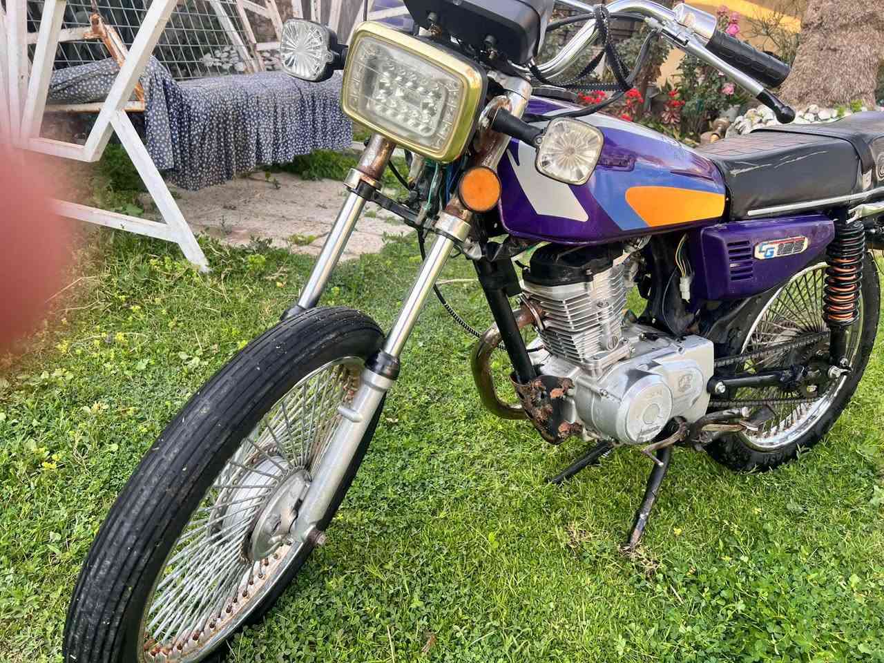 سلام عليكم
دراجه تايكر اللبيع موديل ٢٠ بي بس صوت دشالي الماطور معمر جديد كلشي ما بي اوراق مابيهه السعر 350 وبي مجال مكاني ديالئ شهربان جسر مهروت رقم صاحب الدراجه ***********
