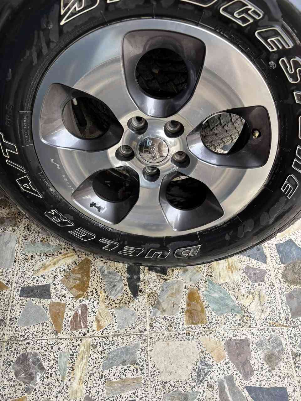 للبيع ***********
