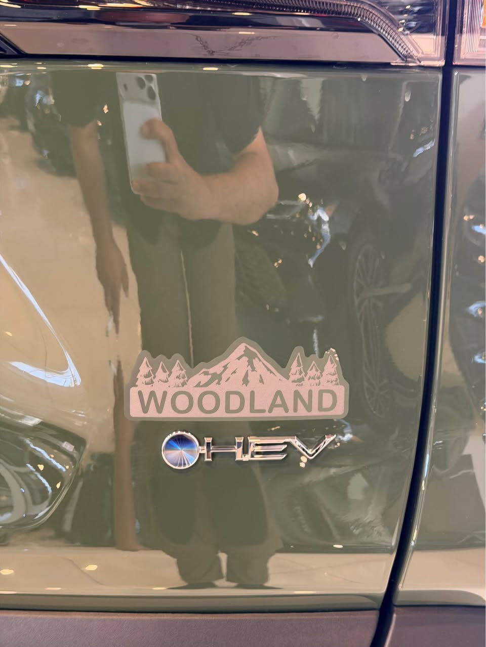 Toyota Rav4 2025 AWD muasafat WOODLAND Haybrd
مواسفات بةسمة/رادار امامى / رادار خلفى / كاميرة / وايرليس/ شاشة كبير / سةقف اسوةد بيلادى سيارة شبر جاملخ امامى سبخ 4000 ميل ماشية ايرباك ستيرن تاك راجع سيستةم بيلادى 
سةيارة بدون رةقةم / كاتى ٩٠ يوم بى مةجال 
سعر 250$ مجال بسيت 
***********☎️
واستئاب+كورةك أربيل, العراق
