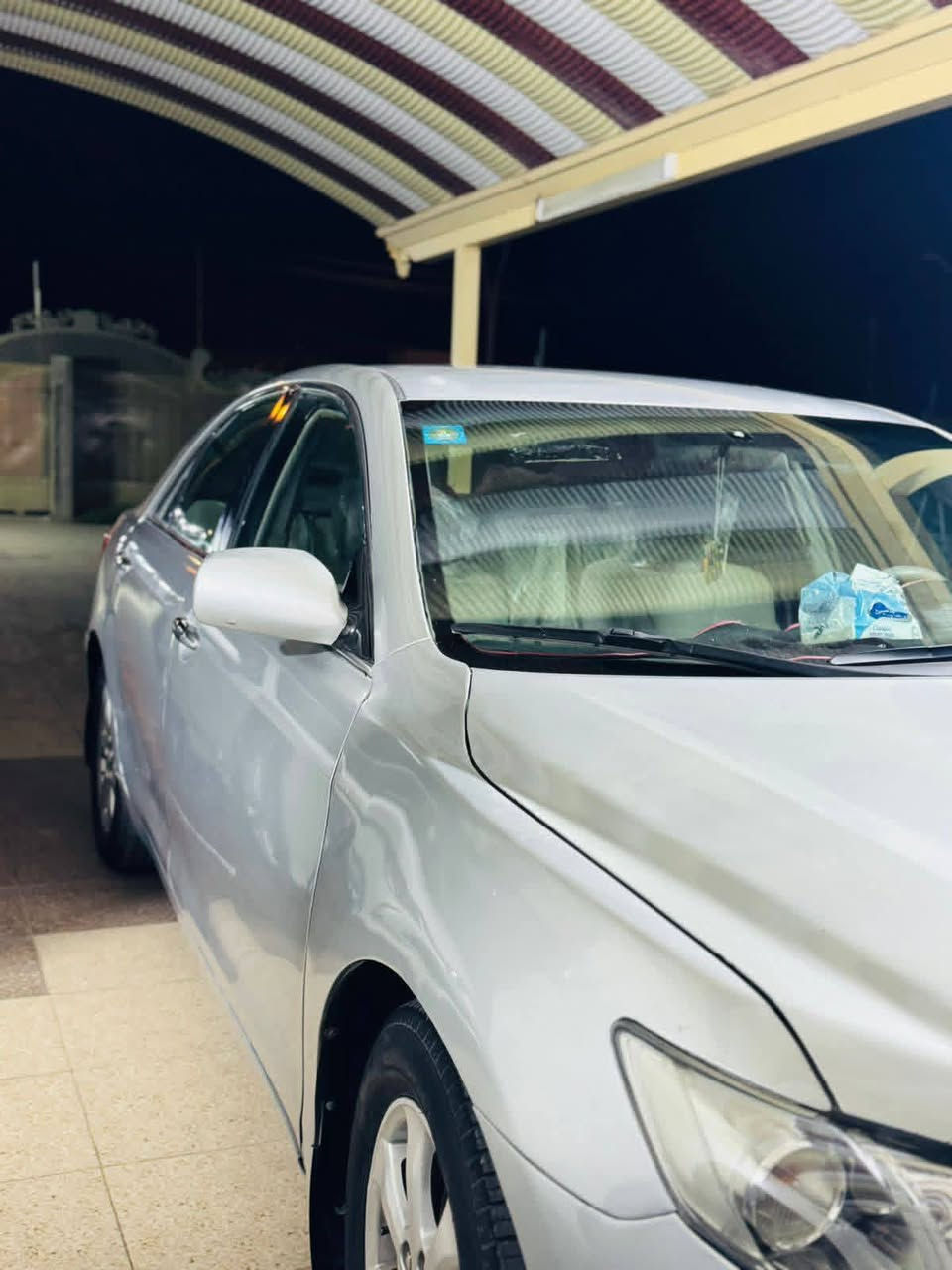 بسعر 92$وبيه مجال بسيط
كامري 2007
رقم بغداد دولي 
شرط التحويل والغرامات 

✳️محرك 2400 اربعه اسلندر 
✳️كير اتوماتيك بدون اي عيب مال بيت"

تدفئة /تبريد/كهربائيات/صدر/تايرات/كلها مكفوله 
 
🚘سياره جديده كلشي ما ناقصها Ⓜ️

✅سيارة صبغ حزام أو محدثا ٢٠١٠ 
السعر 92$💸اوبيها مجال 
تايرات 4️⃣ جديدة 🆕 
صدر امامي خلفي كلا جديد 🆕 
مكان السياره لانبار ارمادي 
رجاءً ما أقفل سعر بالتلفون تعال وتدلل 
للاستفسار الاتصال ***********
